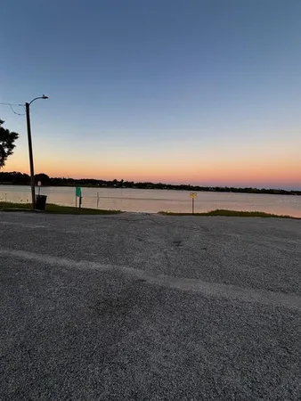 $280,000 | 613 South Willow Avenue, Avon Park, FL 33825