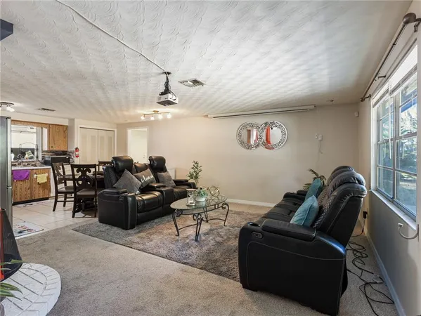 $280,000 | 613 South Willow Avenue, Avon Park, FL 33825