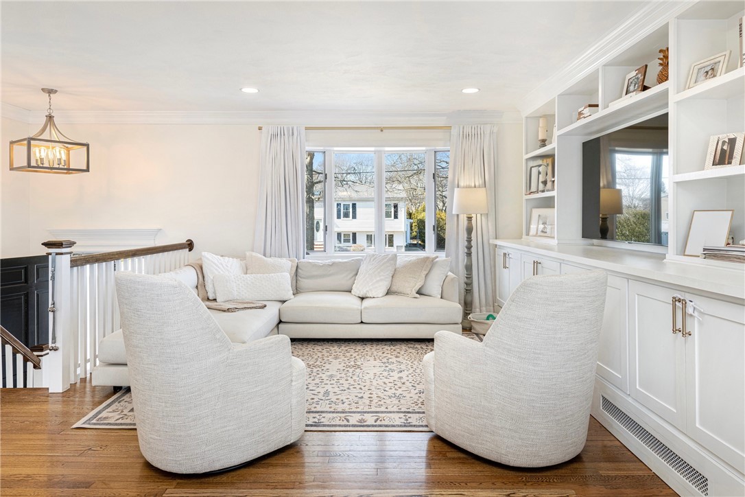 6 Jenkins Street Bristol, RI 02809 - Photo 6 of 36