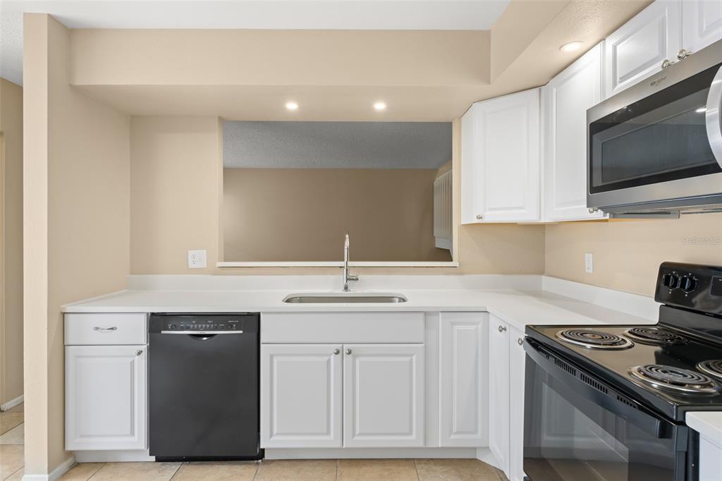 4623 Ring Neck Road, Unit B1 Orlando, FL 32808 - Photo 7 of 19