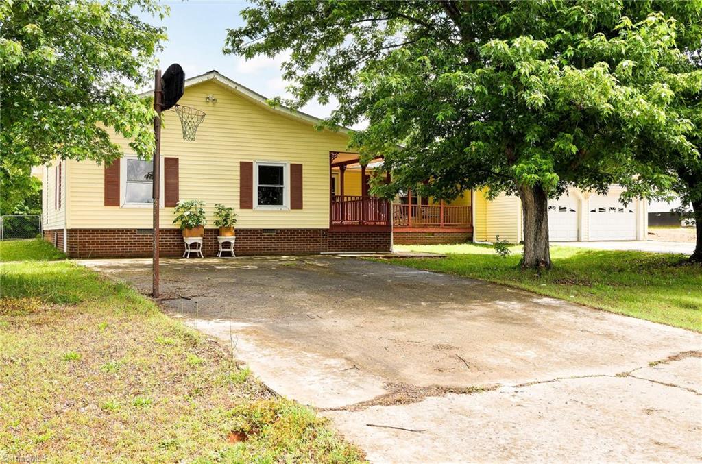 306 Tyro Heights Road Lexington, NC 27295 - Photo 3 of 26 Gallery Image 3