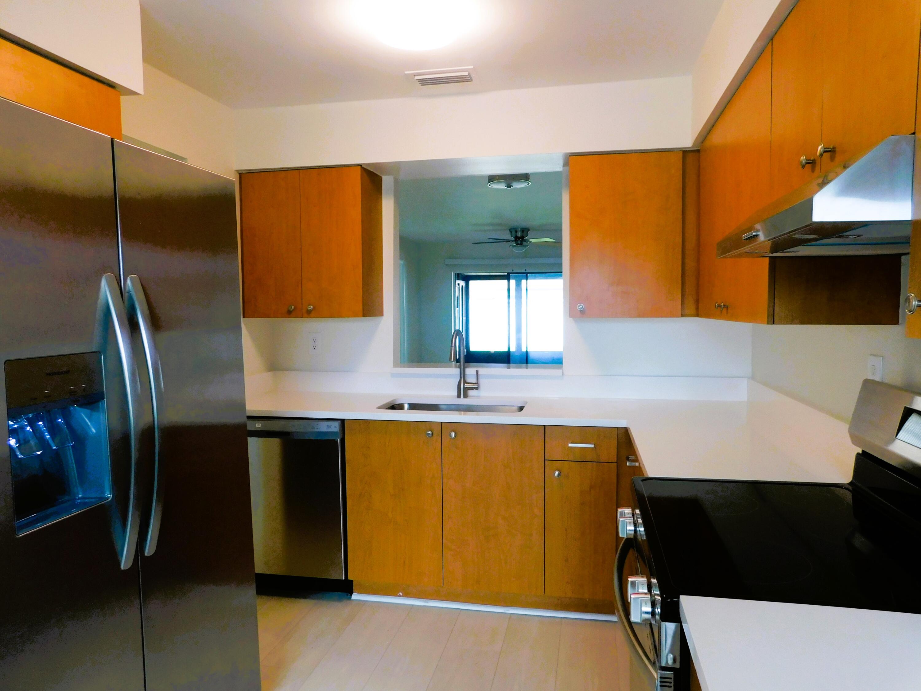 6016 Indrio Road, Unit 2 Fort Pierce, FL 34951 - Photo 3 of 29 Kitchen