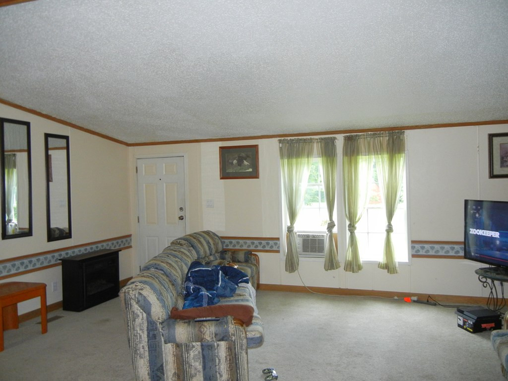 89 Pellerin Road Plattsburgh, NY 12901 - Photo 2 of 17 Gallery Image 2