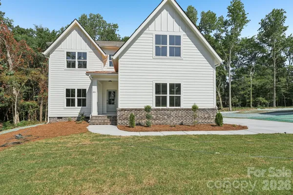 $844,999 | 2311 Chateau Court, Matthews, NC 28105