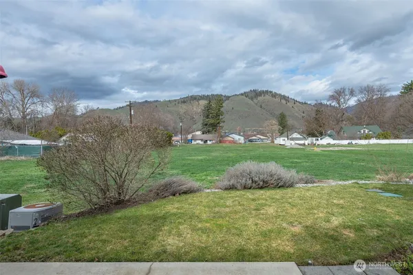 $469,500 | 111 White Birch Place, Unit C, Cashmere, WA 98815