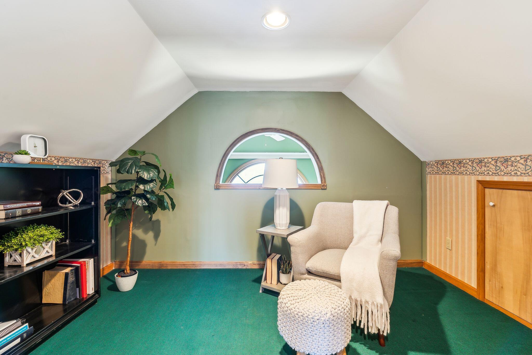 160 Lyons Point Road Gray, ME 04071 - Photo 31 of 64 Sitting room above master
