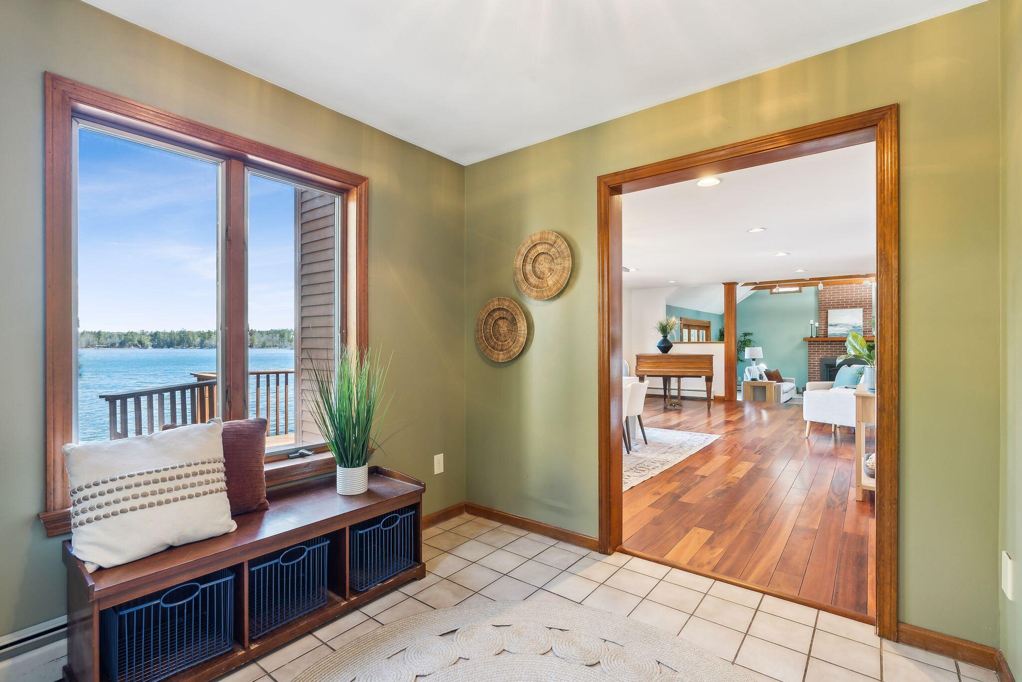 160 Lyons Point Road Gray, ME 04071 - Photo 6 of 64 Entryway