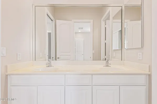 $1,099,900 | 16404 South 23rd Way, Phoenix, AZ 85048