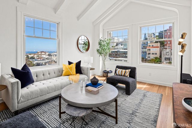 $1,120,000 | 2701 Van Ness Avenue, Unit 701, San Francisco, CA 94109