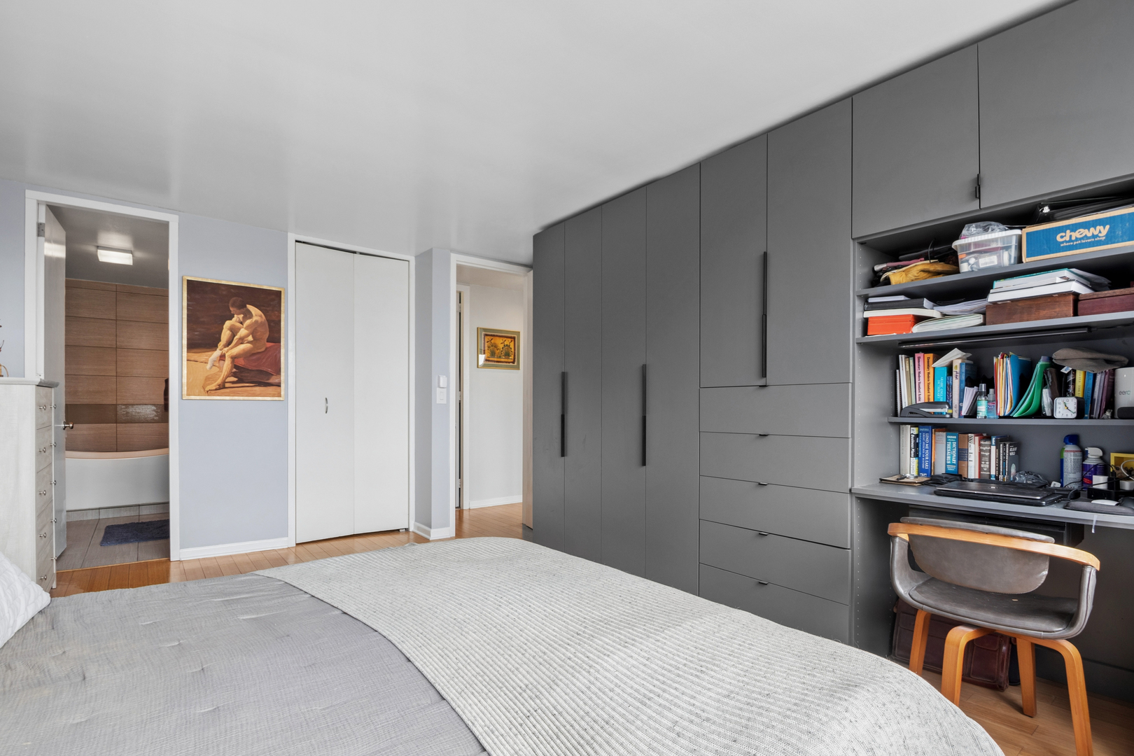 655 West Irving Park Road, Unit 2301 Chicago, IL 60613 - Photo 19 of 48