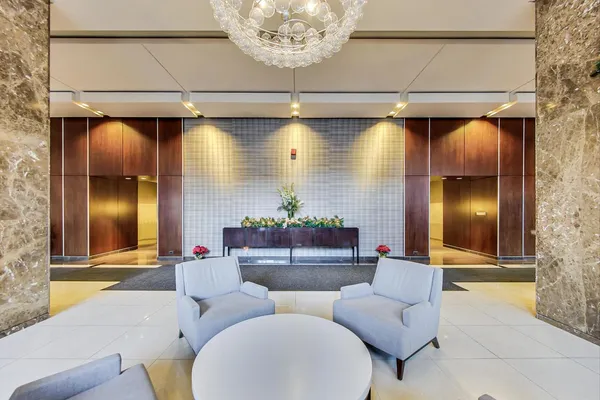 $335,000 | 655 West Irving Park Road, Unit 2301, Chicago, IL 60613
