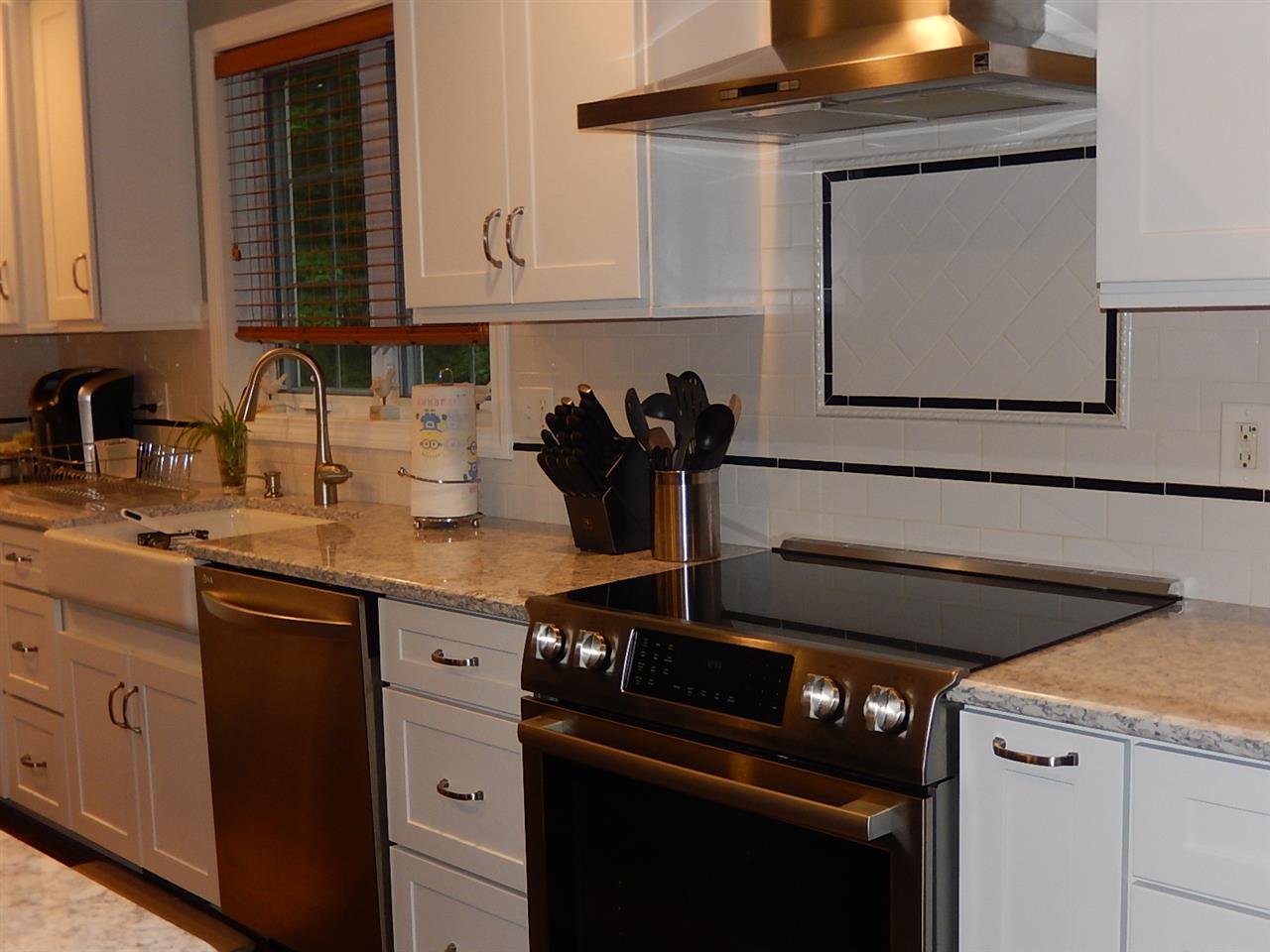 227 South Ridge Drive Manchester, NH 03109 - Photo 5 of 40
