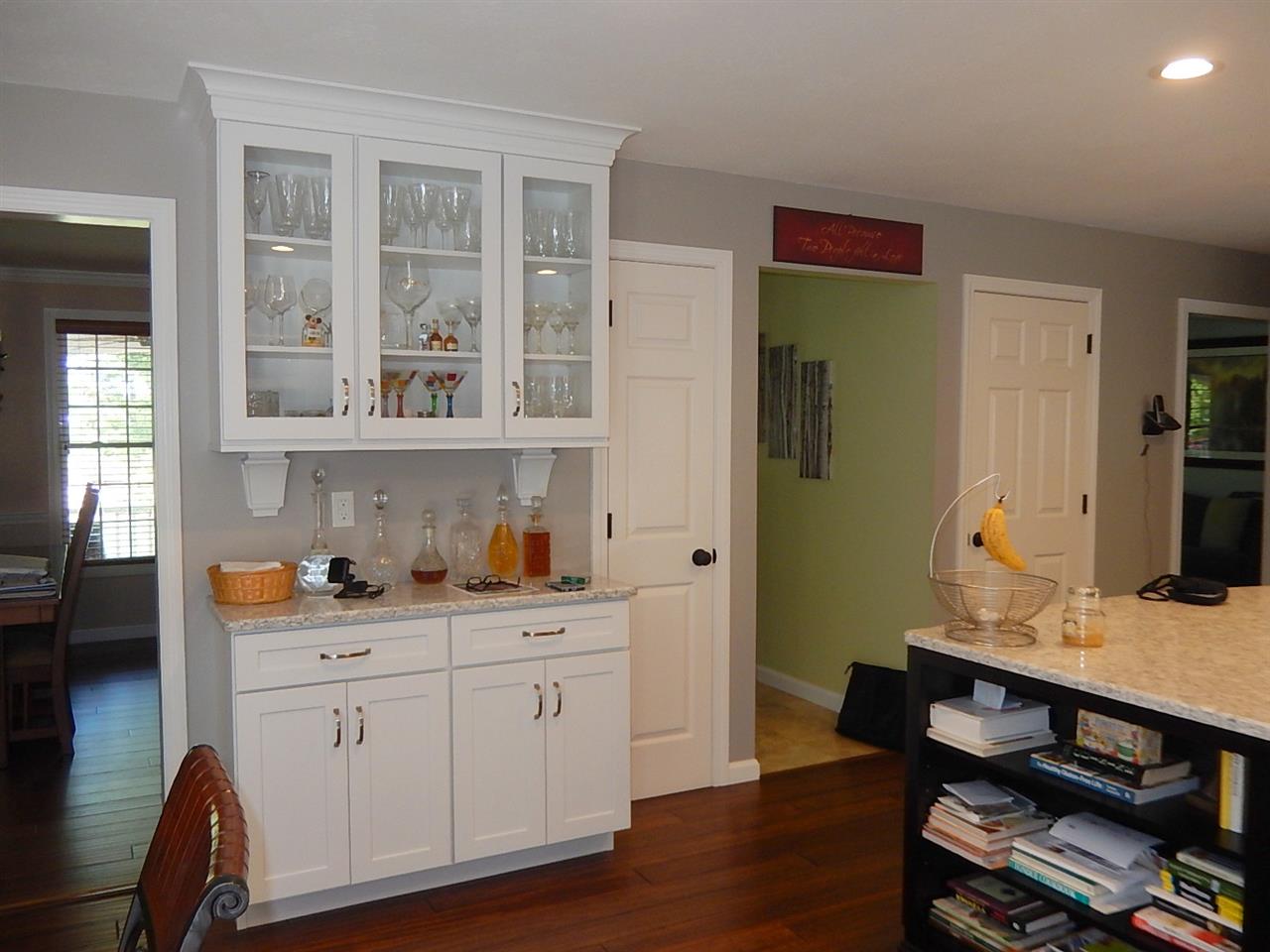 227 South Ridge Drive Manchester, NH 03109 - Photo 7 of 40