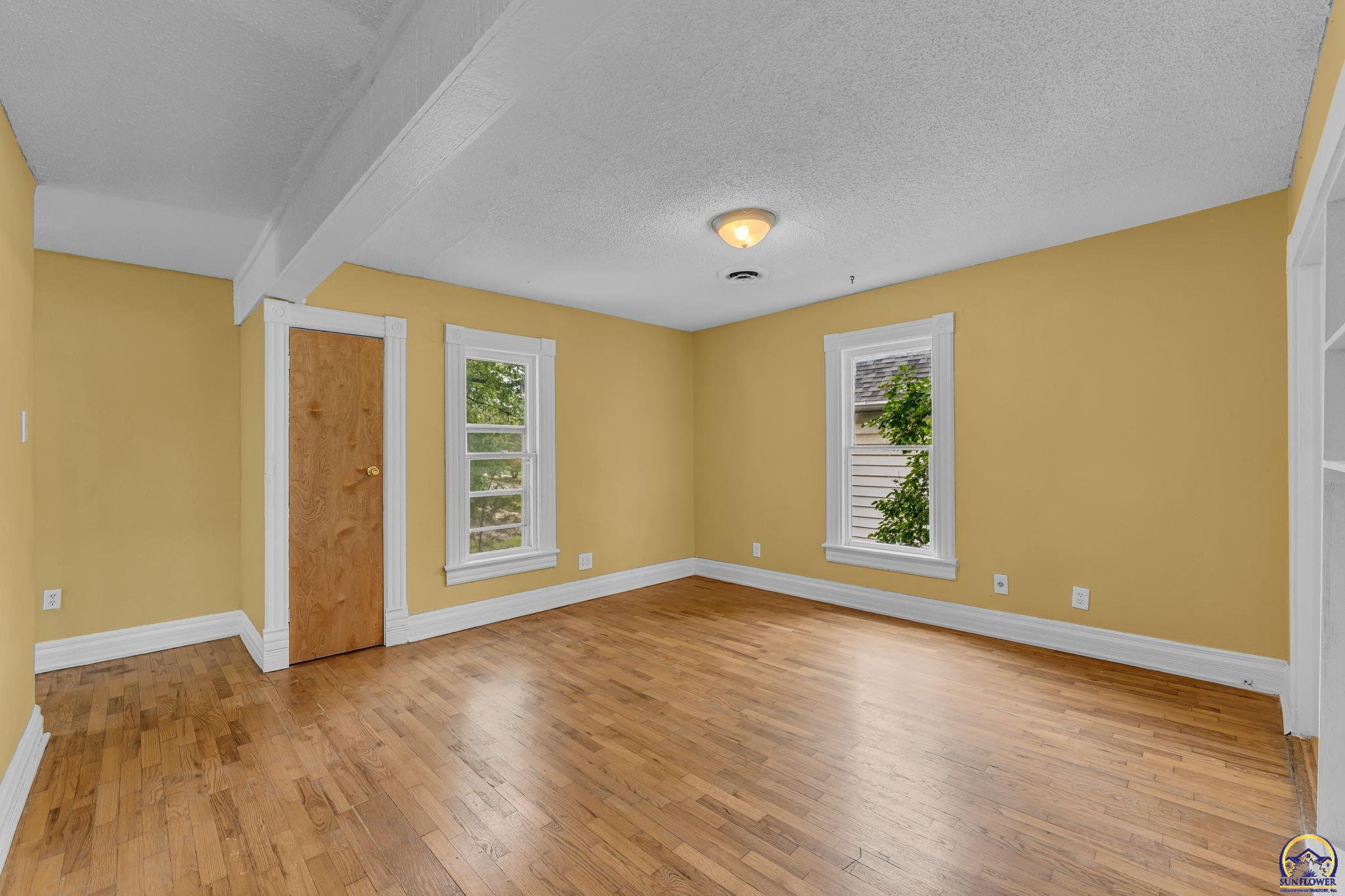 731 Southwest Lincoln Street Topeka, KS 66606 - Photo 18 of 28