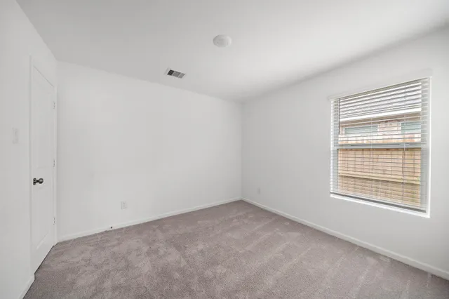 $2,000 | 27142 Breakaway Lane, Katy, TX 77493