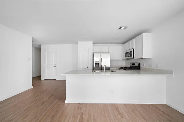 $2,000 | 27142 Breakaway Lane, Katy, TX 77493