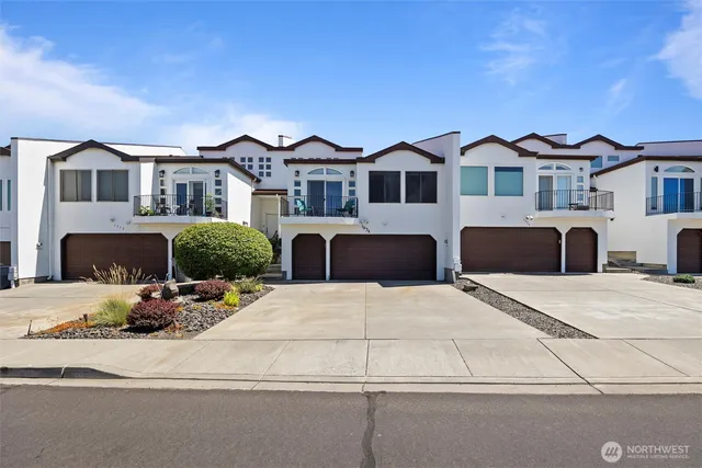 $499,999 | 1934 Fairway Drive, Richland, WA 99352