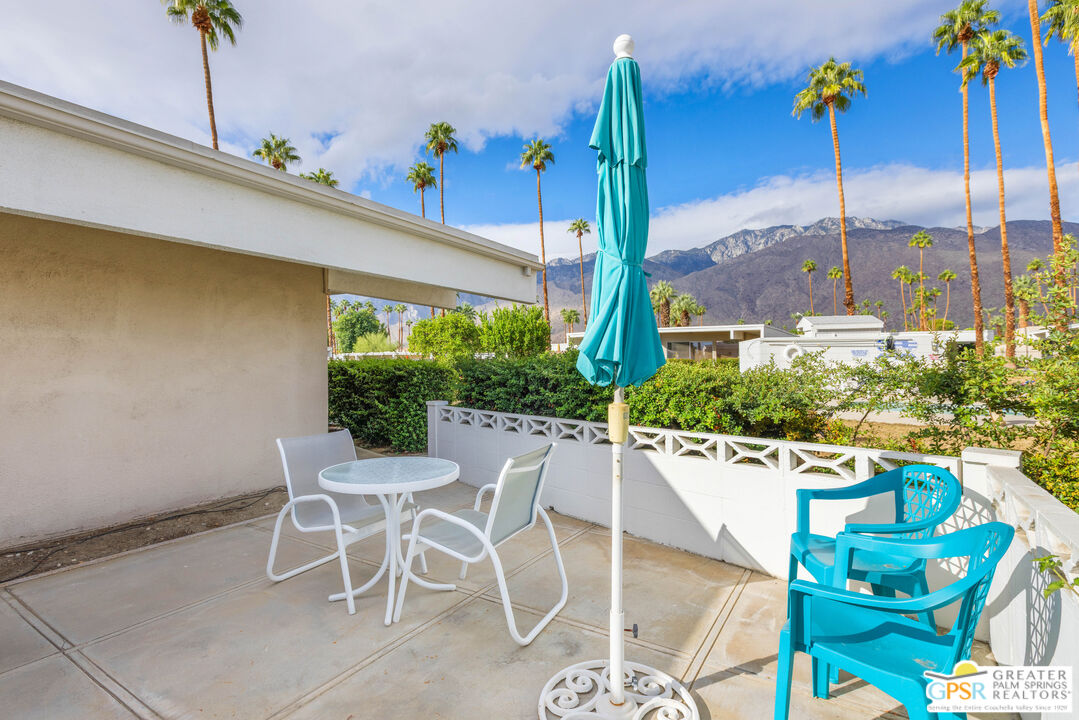 2033 Ramon Road, Unit 5A Palm Springs, CA 92264 - Photo 13 of 31 Gallery Image 13