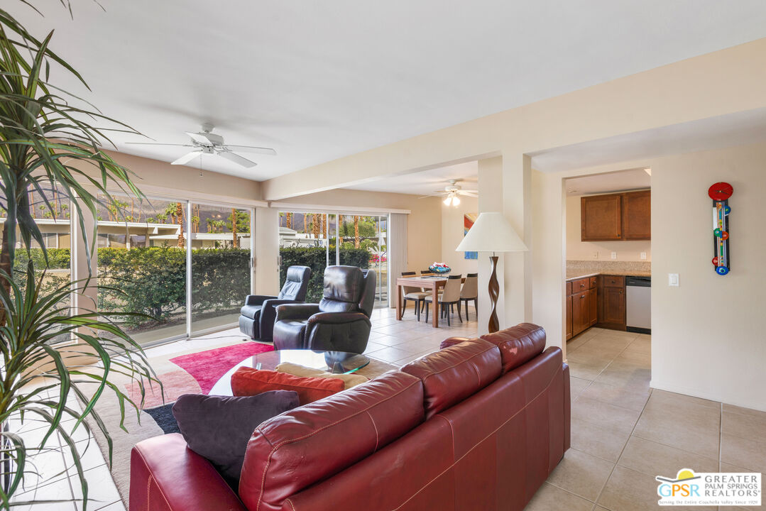 2033 Ramon Road, Unit 5A Palm Springs, CA 92264 - Photo 16 of 31 Gallery Image 16