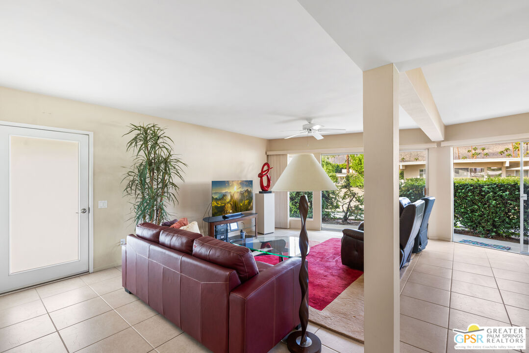 2033 Ramon Road, Unit 5A Palm Springs, CA 92264 - Photo 18 of 31 Gallery Image 18