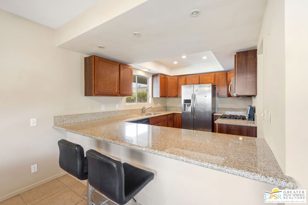 2033 Ramon Road, Unit 5A Palm Springs, CA 92264 - Photo 19 of 31 Gallery Image 19