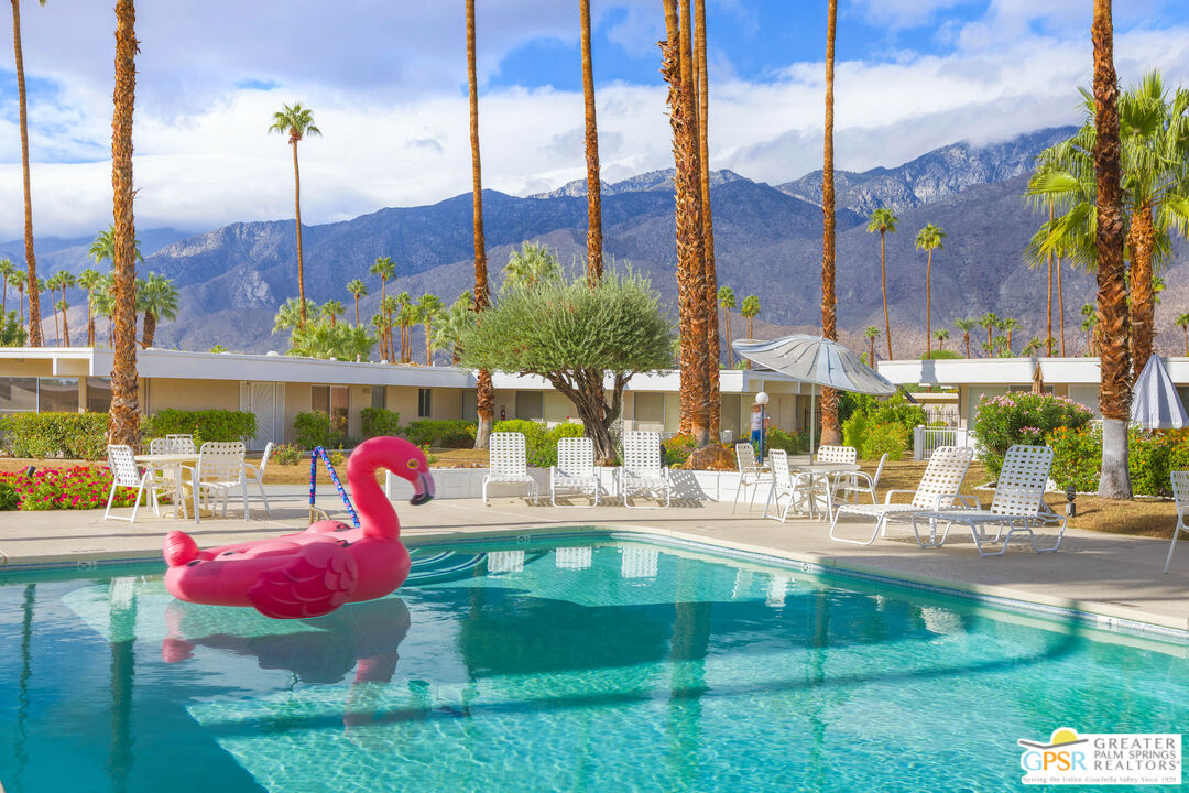 2033 Ramon Road, Unit 5A Palm Springs, CA 92264 - Photo 4 of 31 Gallery Image 4