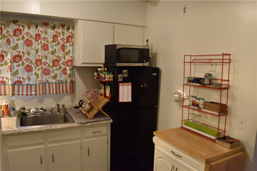 72 West Shore Road, Unit 105 Warwick, RI 02889 - Photo 8 of 16