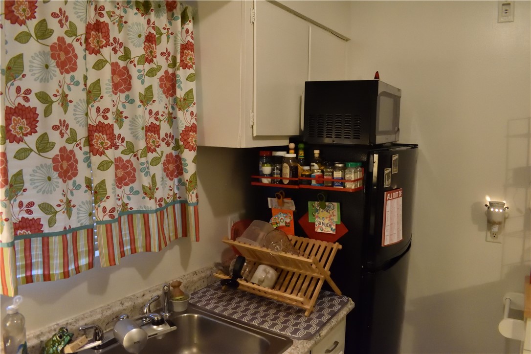 72 West Shore Road, Unit 105 Warwick, RI 02889 - Photo 9 of 16
