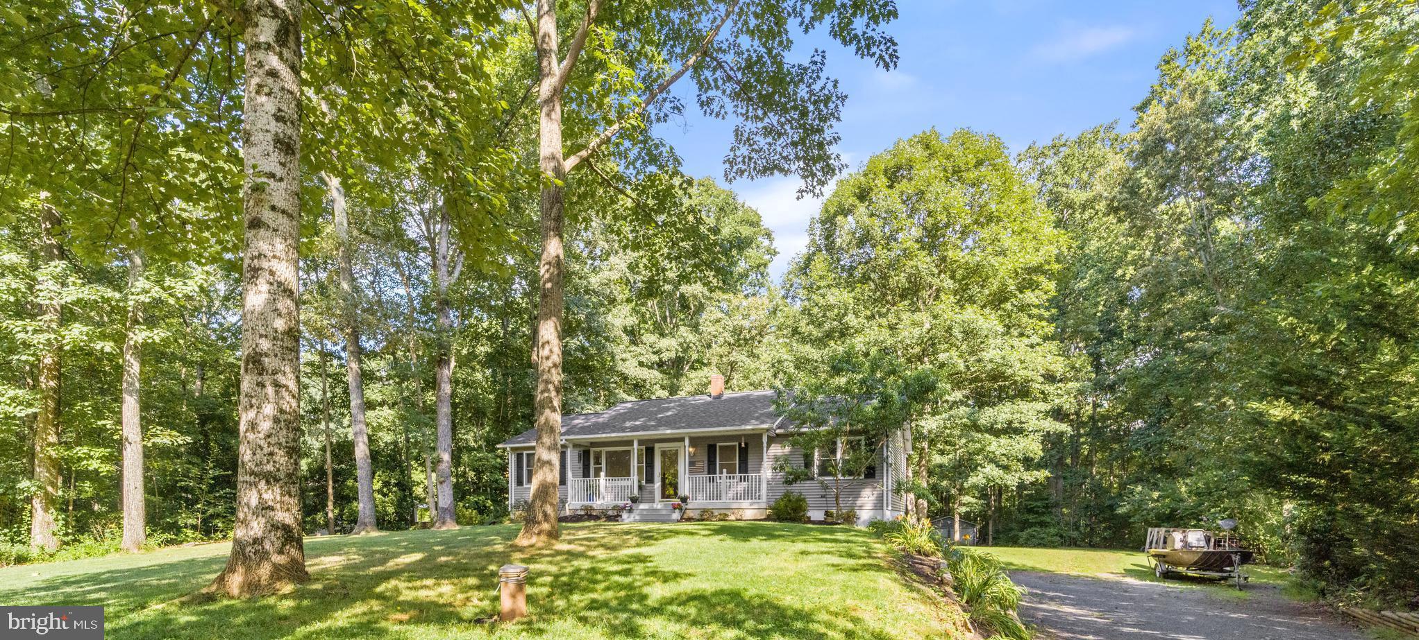 4544 Hurst Road Bealeton, VA 22712 - Photo 35 of 36 Driveway View