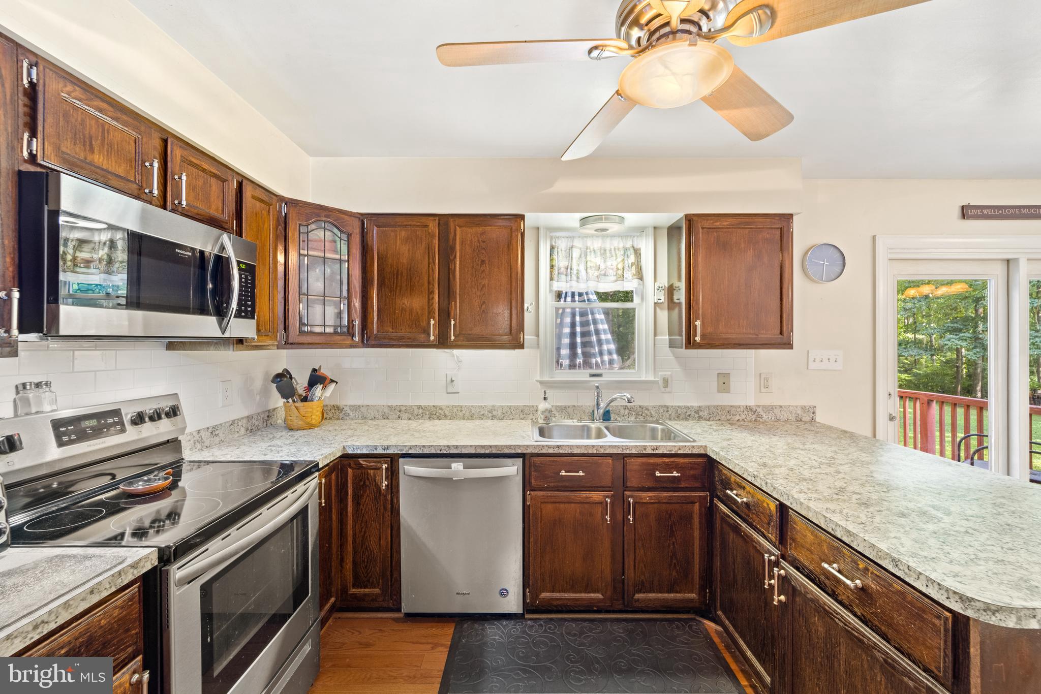 4544 Hurst Road Bealeton, VA 22712 - Photo 8 of 36 Kitchen