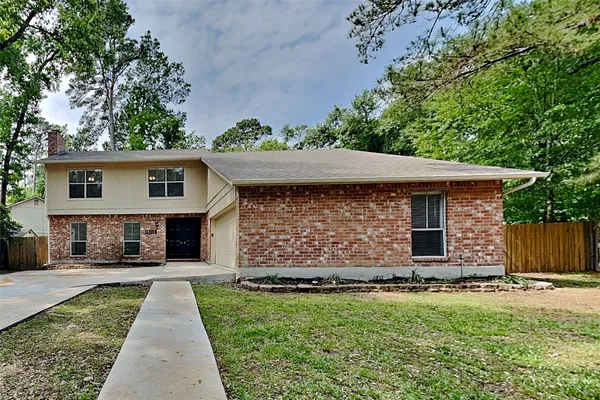 $2,200 | 11 Fiddleleaf Court, Spring, TX 77381