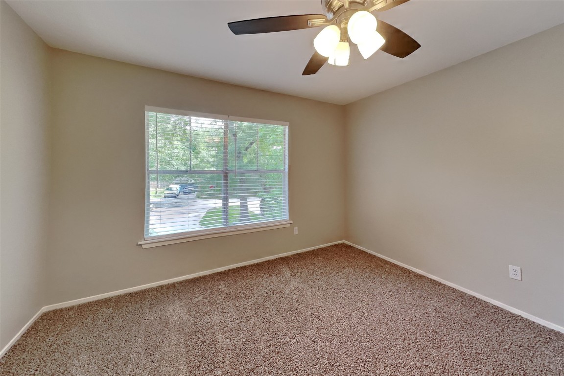 11 Fiddleleaf Court Spring, TX 77381 - Photo 15 of 22