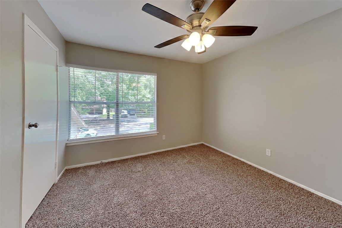 11 Fiddleleaf Court Spring, TX 77381 - Photo 17 of 22