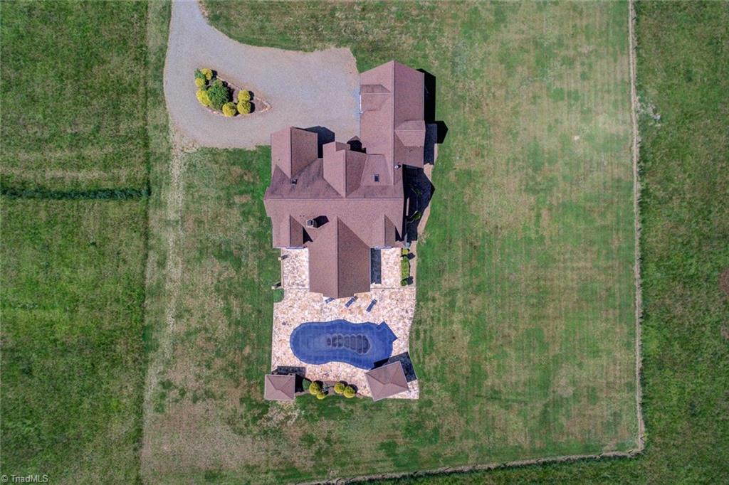 494 Ledbetter Road Mayodan, NC 27027 - Photo 8 of 30 Gallery Image 8