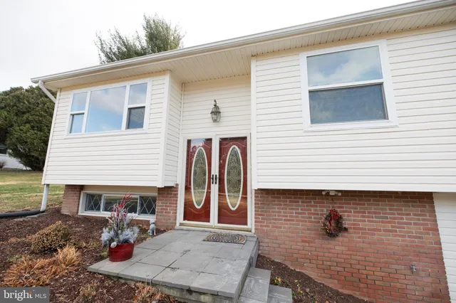 $590,000 | 10807 Old National Pike, New Market, MD 21774