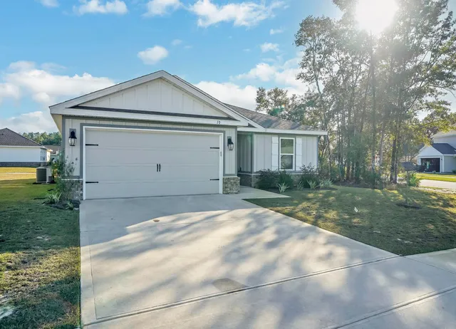 $2,275 | 10 Riverwalk Crossing, Freeport, FL 32439