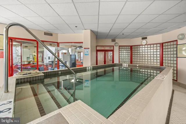 $770,000 | 2121 Jamieson Avenue, Unit 609, Alexandria, VA 22314