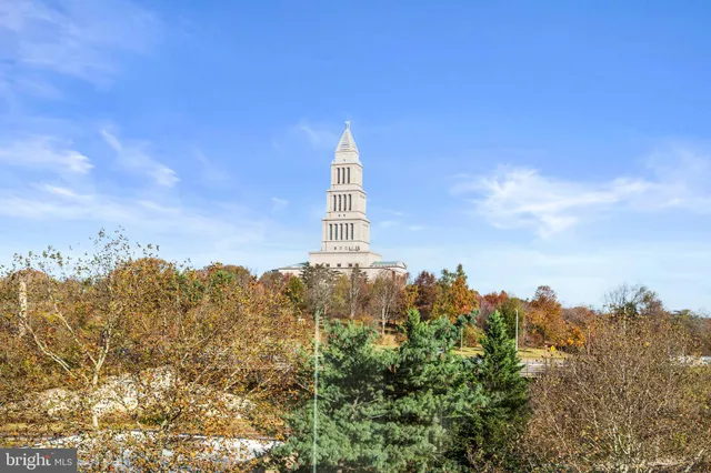 $770,000 | 2121 Jamieson Avenue, Unit 609, Alexandria, VA 22314