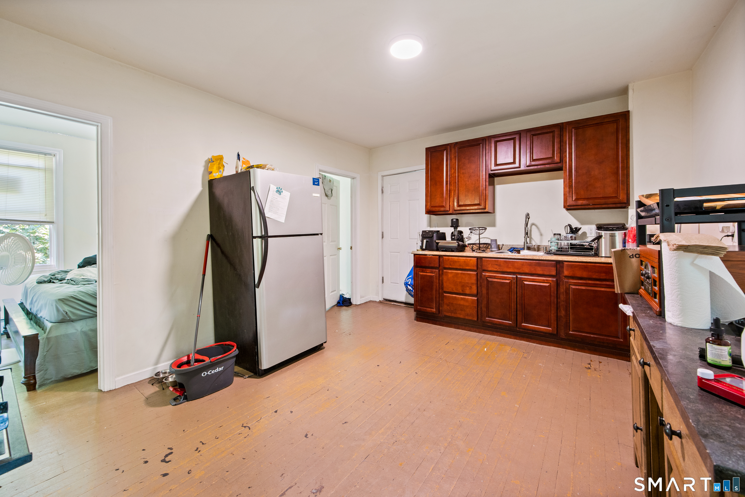 2 Hazel Street Waterbury, CT 06704 - Photo 23 of 30