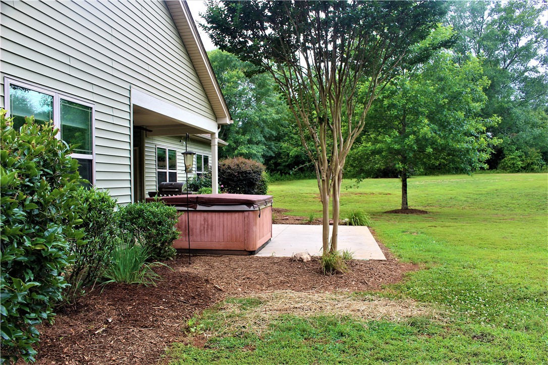 343 Chapman Road Pelzer, SC 29669 - Photo 31 of 47