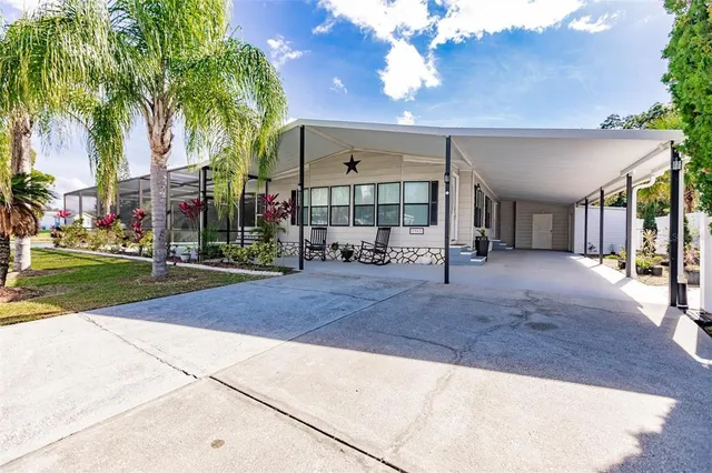 $299,900 | 1961 Crystal Lane, St. Cloud, FL 34769