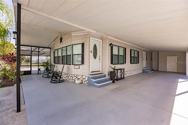 $299,900 | 1961 Crystal Lane, St. Cloud, FL 34769