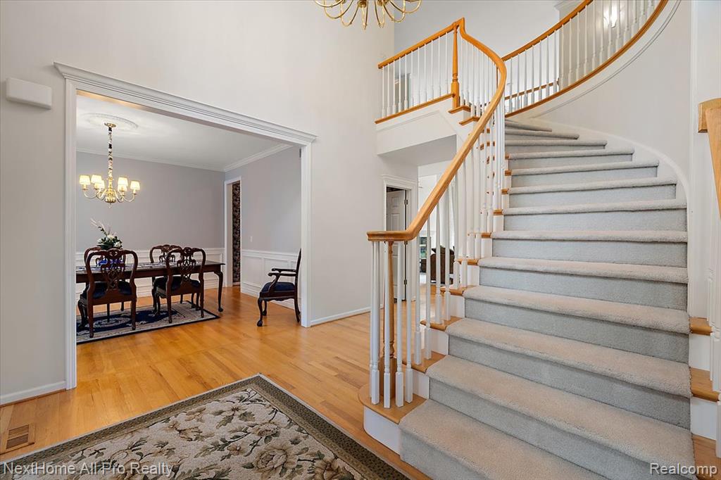 2116 Mapleridge Road Rochester Hills, MI 48309 - Photo 8 of 57