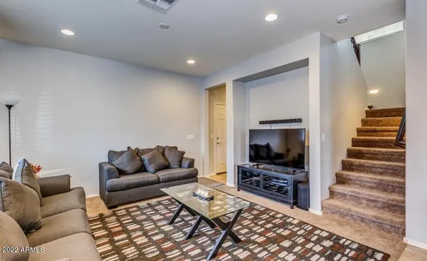 $2,495 | 2802 North 73rd Drive, Phoenix, AZ 85035