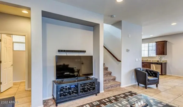 $2,495 | 2802 North 73rd Drive, Phoenix, AZ 85035