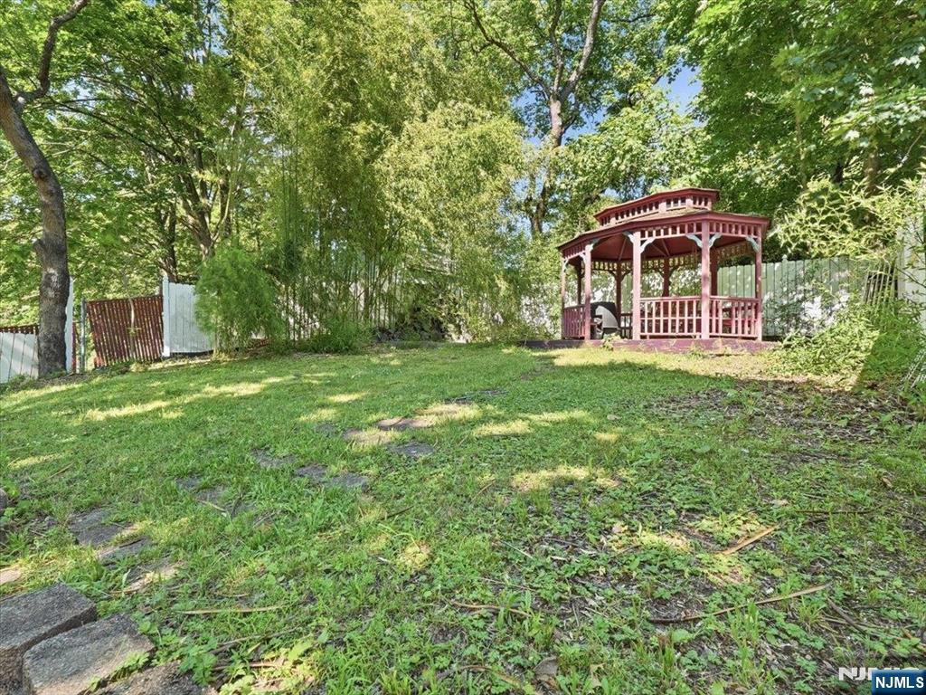 108 County Road Tenafly, NJ 07670 - Photo 38 of 45