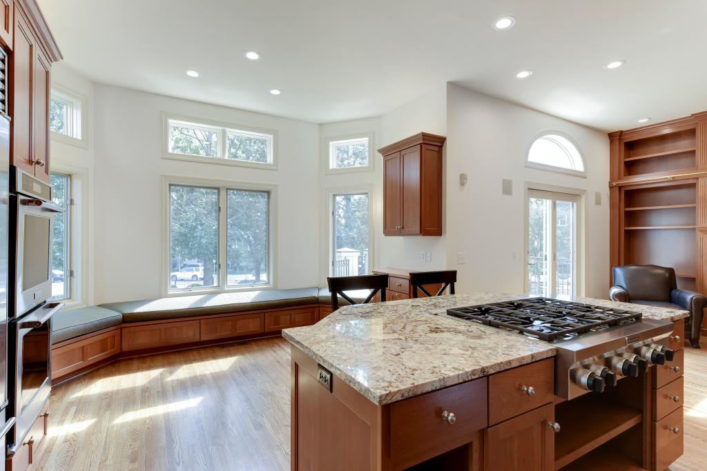 407 River Street Minneapolis, MN 55401 - Photo 14 of 38