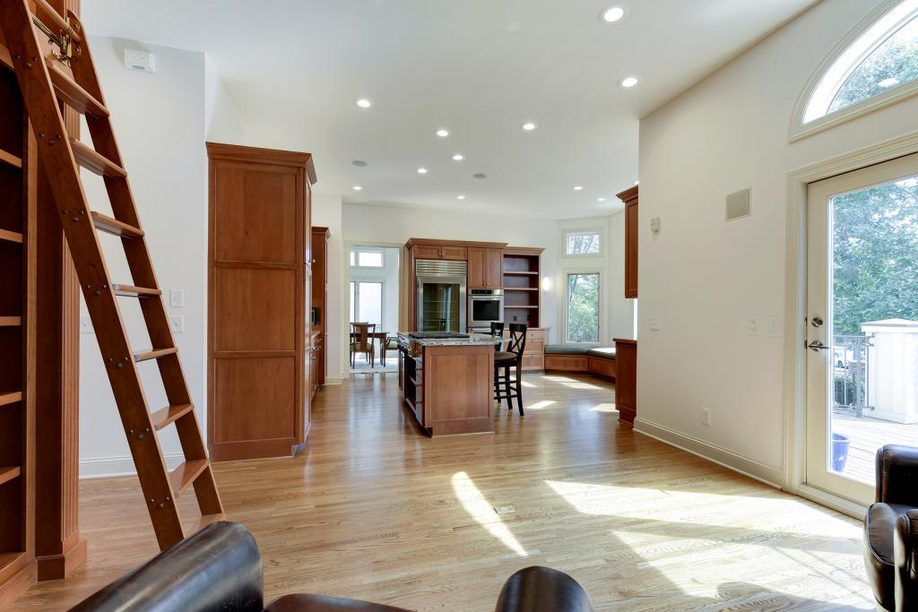 407 River Street Minneapolis, MN 55401 - Photo 8 of 38