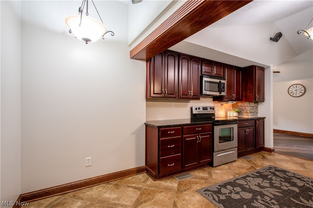 15173 Serfass Road Doylestown, OH 44230 - Photo 11 of 35 Gallery Image 11
