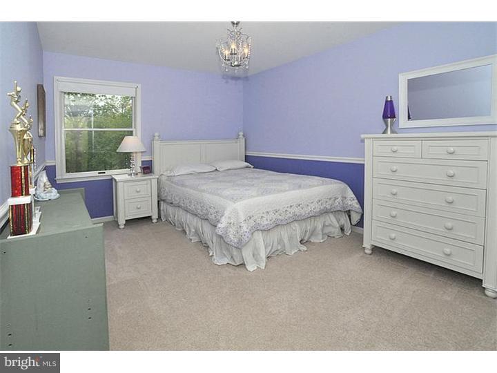 2415 Huntingdon Road Huntingdon Valley, PA 19006 - Photo 21 of 25 Bedroom 3